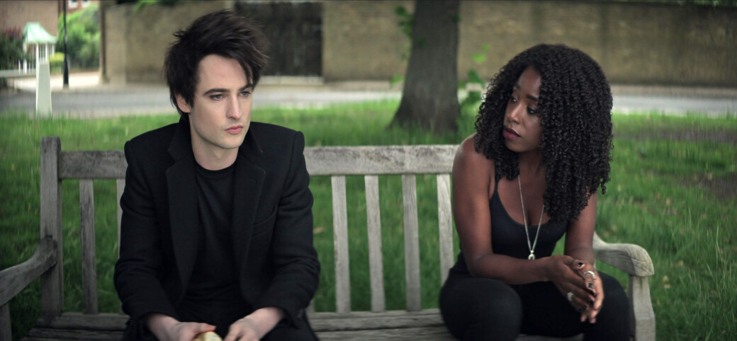 Tom Sturridge et Kirby Howell-Baptiste