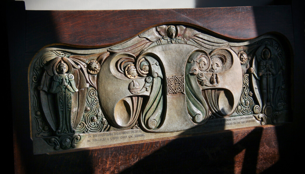 Banc décoré avec des motifs Art nouveau